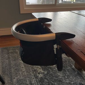 Phil and Teds clamp on highchair